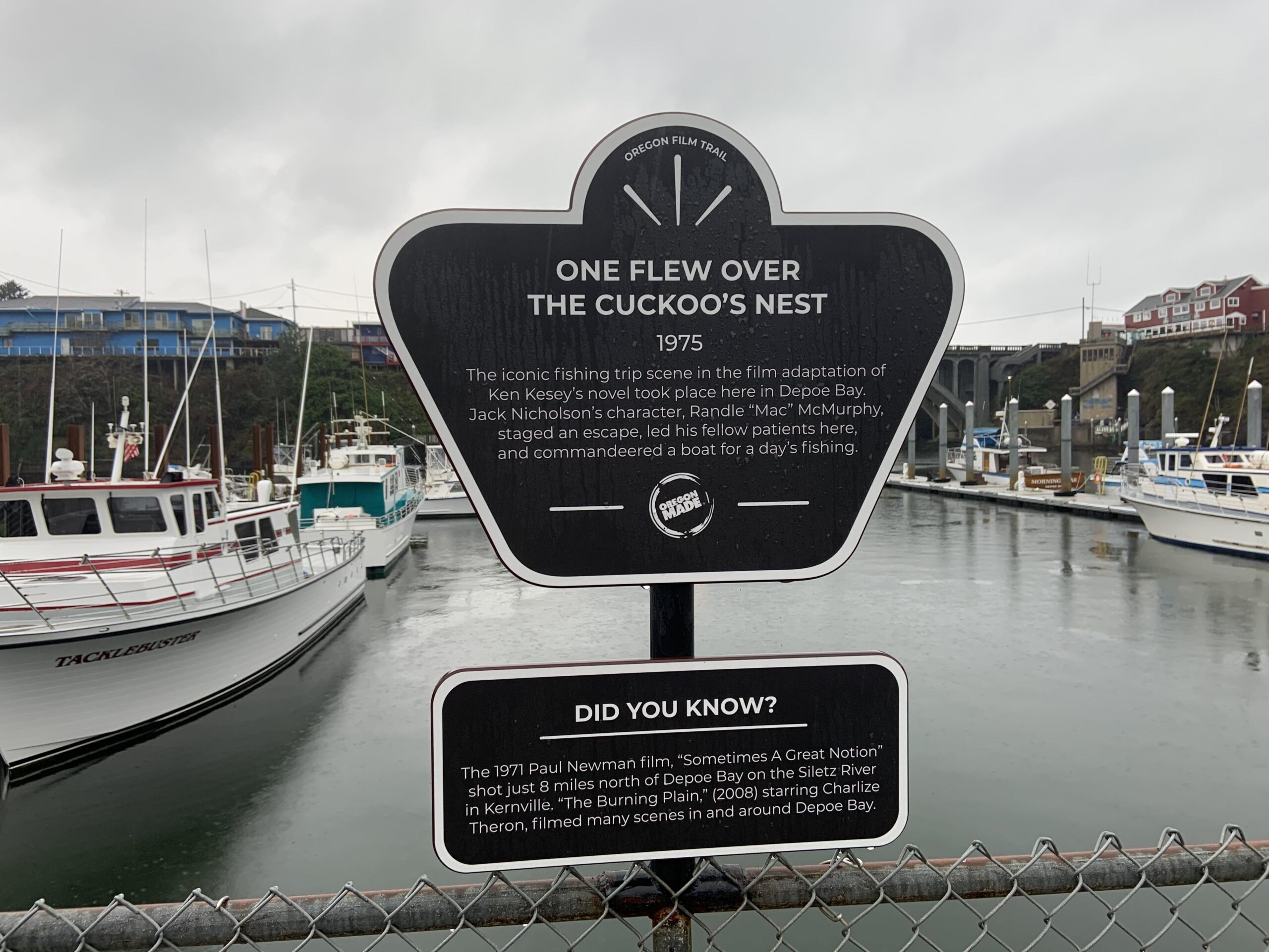 HP CUCKOOS NEST.SIGN