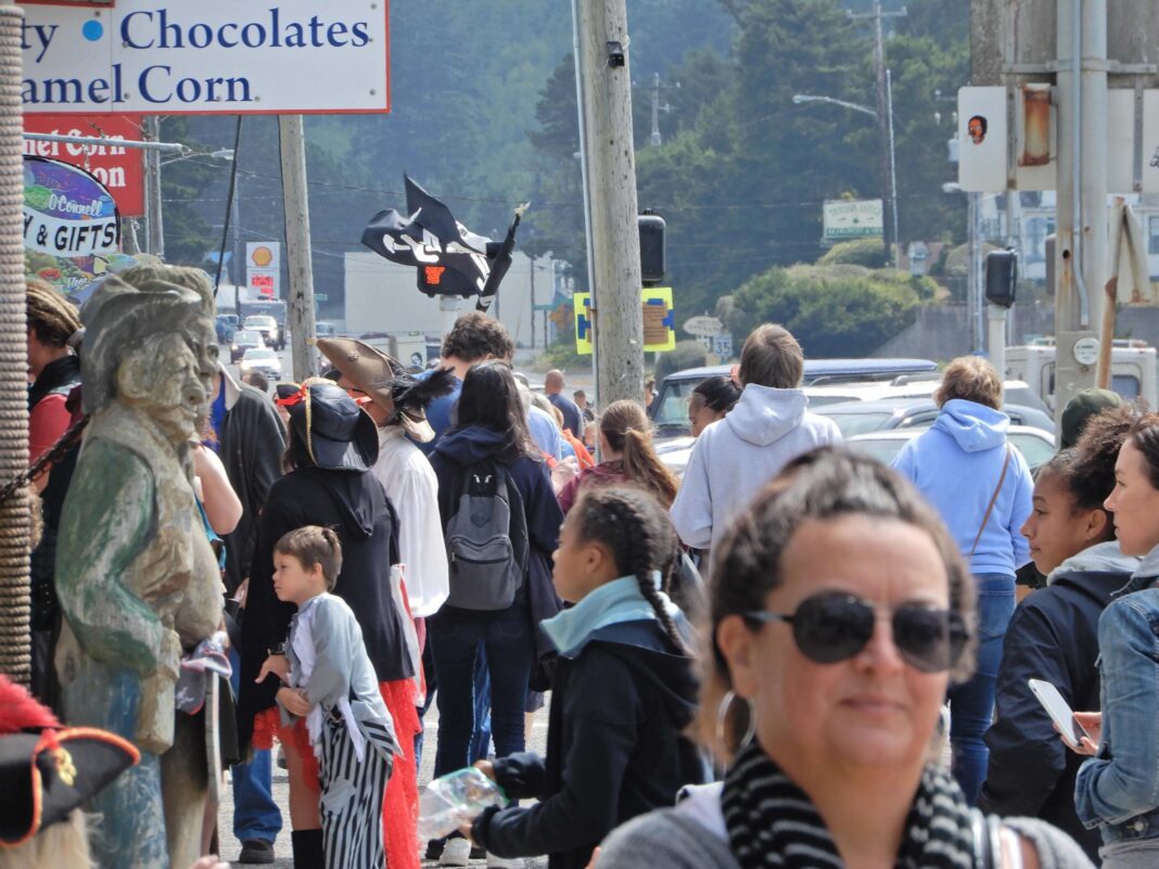 DEPOE-BAY-SHOPPING-PACKED DEPOE BAY SHOPPING PACKED