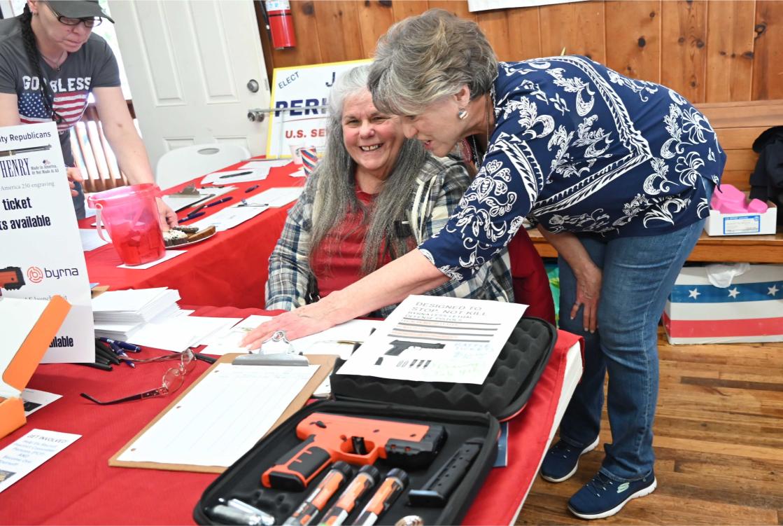 BBB.GOMBERG CRASHES GOP.guns