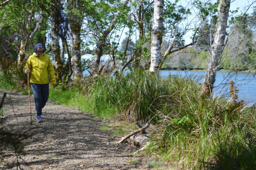 SPORTS HIKING SILETZ BAY REFUGE